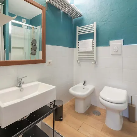 Suityrhome San Pietro 99 *